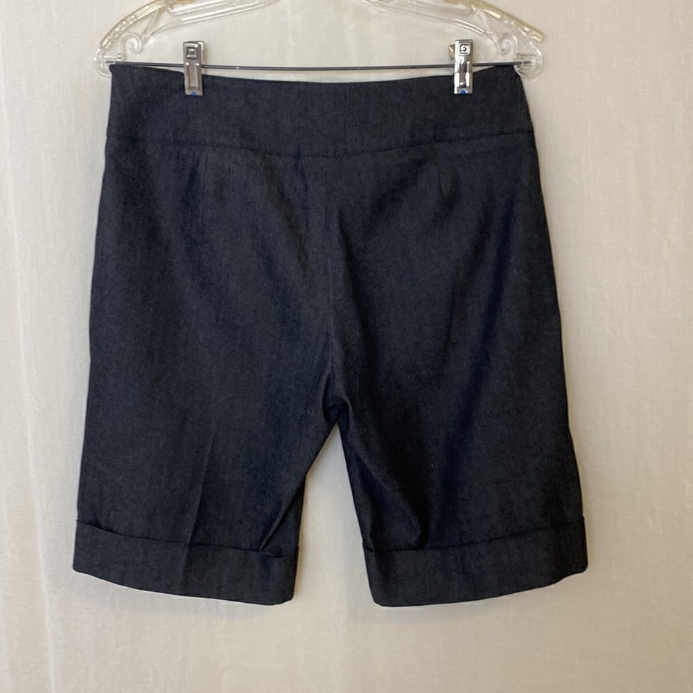 Sandro Black Shorts Cuffed Sailor Pockets        Left side Zipper NWOT Size 6 P - Picture 4 of 6